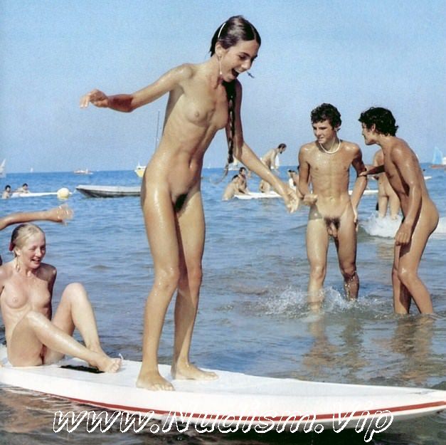 [Image: 1450134814_retro-nudism-fresh-selection-...photos.jpg]