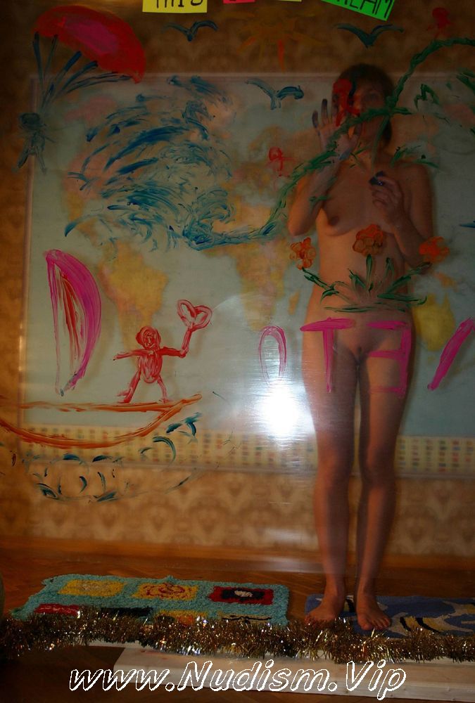 [Image: Finger-Painting-Experts-Purenudism-Images-1.jpg]
