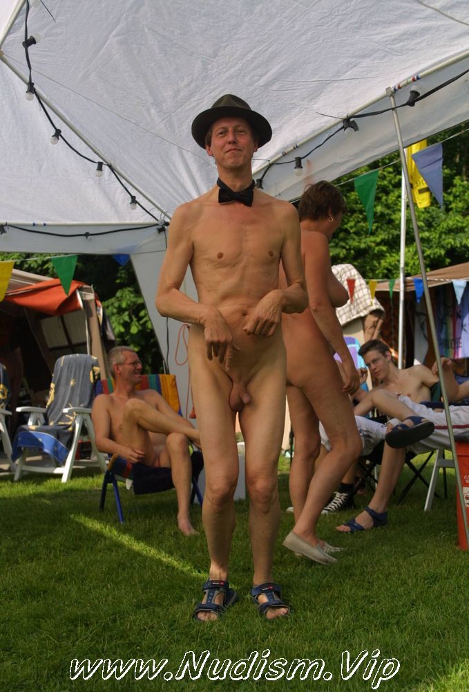 [Image: Holland-Show-and-Relaxation-Pure-Nudism-Gallery-3.jpg]