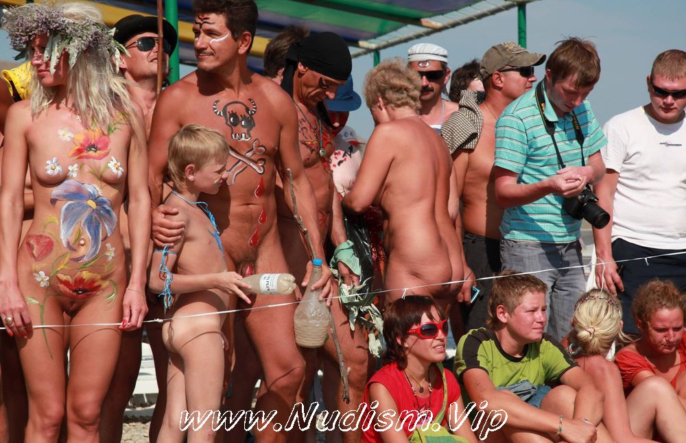 [Image: Neptune-Odessa-Groups-Purenudism-Images-1.jpg]